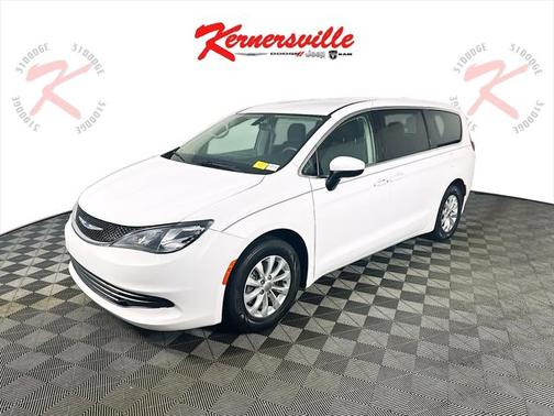 2018 Chrysler Pacifica LX