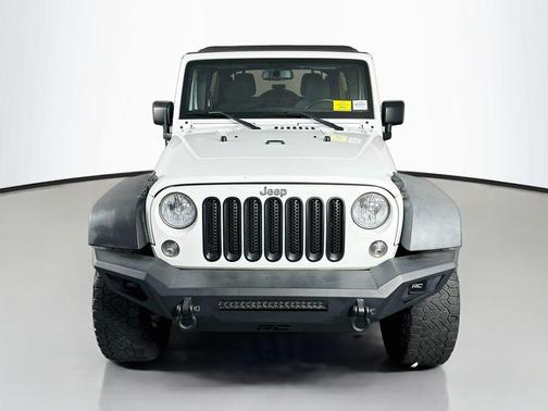 Bright White Clearcoat 2015 Jeep Wrangler Unlimited Sport