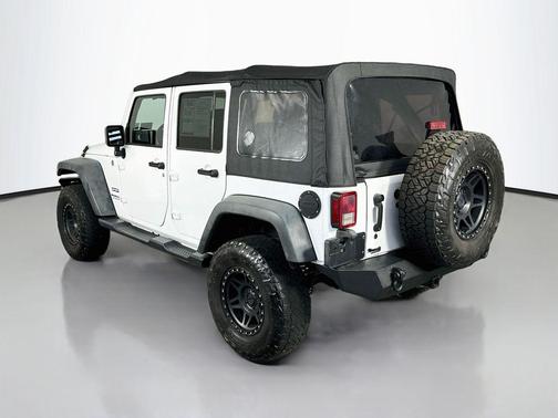 Bright White Clearcoat 2015 Jeep Wrangler Unlimited Sport