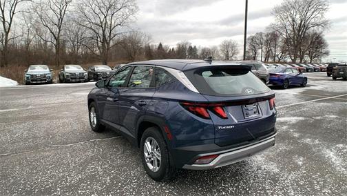 2025 Hyundai TUCSON SE