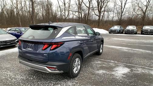 2025 Hyundai TUCSON SE