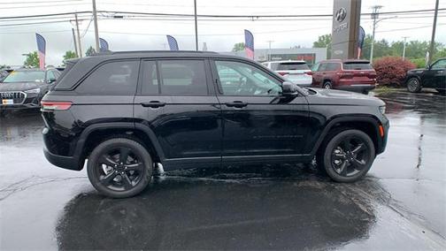 2023 Jeep Grand Cherokee Limited X