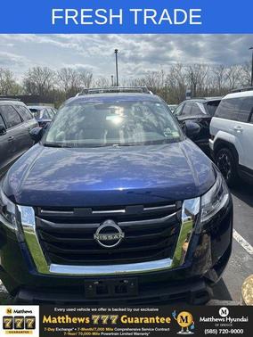 Deep Ocean Blue Pearl 2024 Nissan Pathfinder SL 4WD