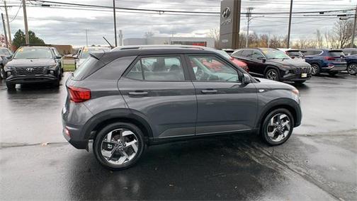 2025 Hyundai VENUE Limited