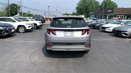 2025 Hyundai TUCSON SE