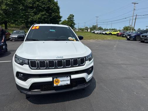 2024 Jeep Compass Latitude