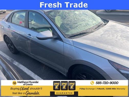 2022 Hyundai ELANTRA SEL