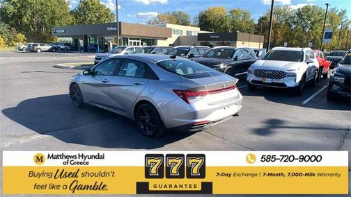2022 Hyundai ELANTRA SEL