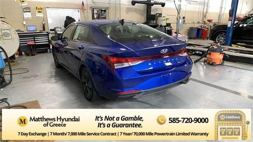 2023 Hyundai ELANTRA SEL