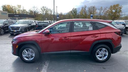 2025 Hyundai TUCSON SE