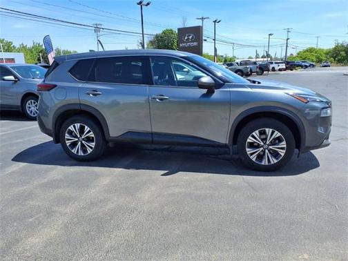2021 Nissan Rogue SV