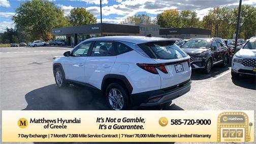 2025 Hyundai TUCSON SE