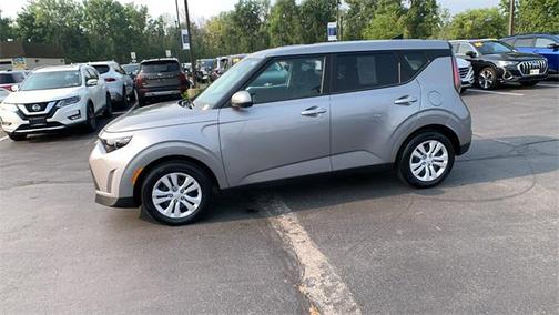 2023 Kia Soul LX