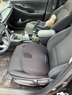 Black Noir Pearl 2018 Hyundai Elantra GT Base
