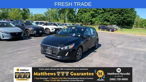 Black Noir Pearl 2018 Hyundai Elantra GT Base