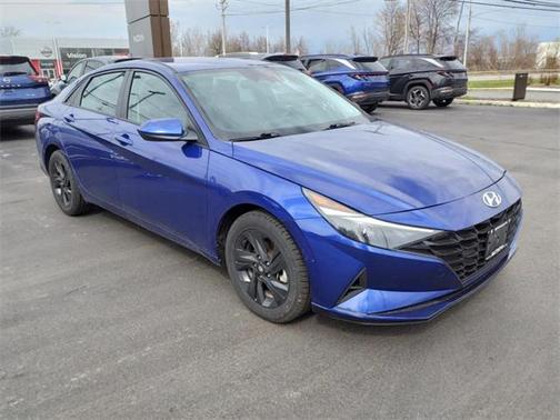 2021 Hyundai ELANTRA SEL