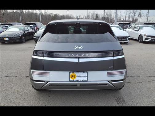 2024 Hyundai IONIQ 5 Limited