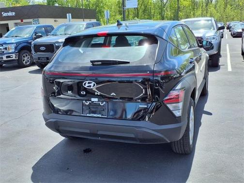 2025 Hyundai KONA SE