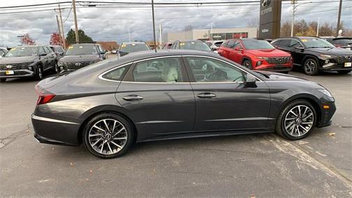 2023 Hyundai SONATA Limited