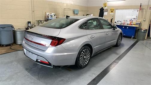 2023 Hyundai SONATA Hybrid SE