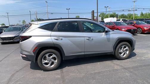 Shimmering Silver 2023 Hyundai TUCSON SEL