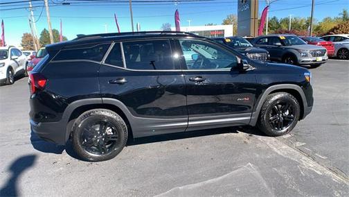 2022 GMC Terrain AWD AT4