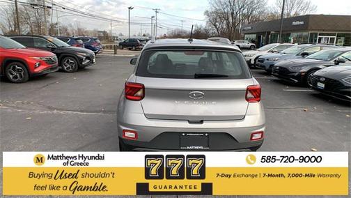 2023 Hyundai VENUE SEL