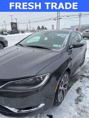 2016 Chrysler 200 C
