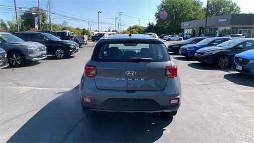 2023 Hyundai VENUE SEL