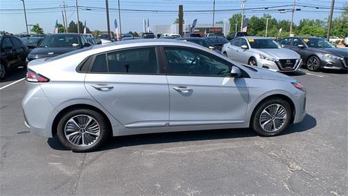 2021 Hyundai IONIQ Plug-In Hybrid SE