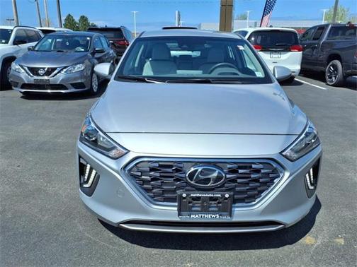 2021 Hyundai IONIQ Plug-In Hybrid SE
