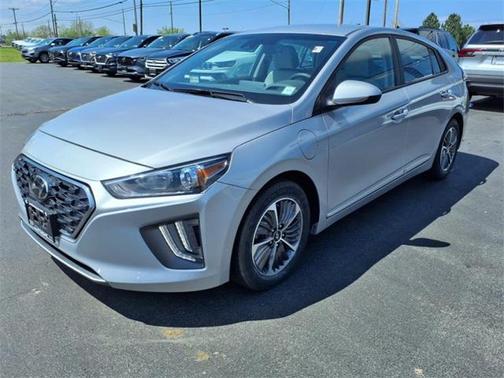 2021 Hyundai IONIQ Plug-In Hybrid SE