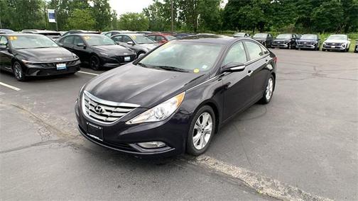 2011 Hyundai SONATA Limited