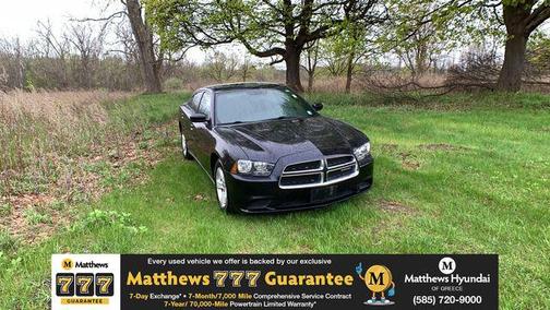 Blackberry Pearlcoat 2012 Dodge Charger SE