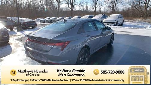 2023 Hyundai ELANTRA SEL