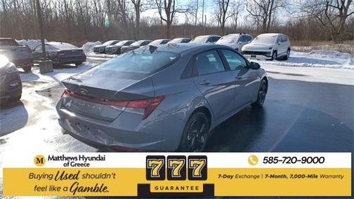 2023 Hyundai ELANTRA SEL