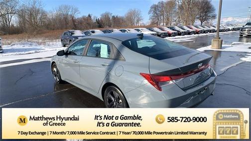 2023 Hyundai ELANTRA SEL