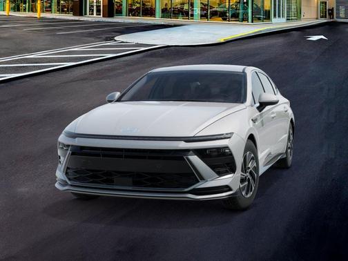 2026 Hyundai SONATA Hybrid Base