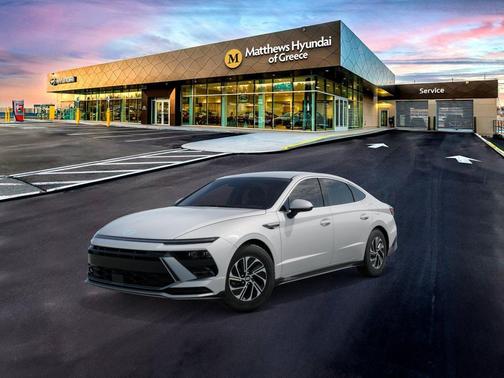 2026 Hyundai SONATA Hybrid Base