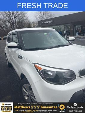 Clear White 2016 Kia Soul Base