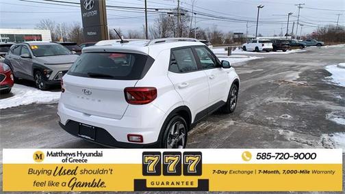 2025 Hyundai VENUE SEL