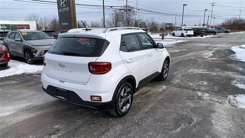 2025 Hyundai VENUE SEL