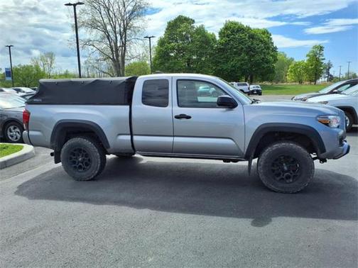 2021 Toyota Tacoma SR
