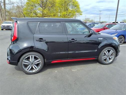 2015 Kia Soul +