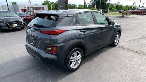 2021 Hyundai KONA SE