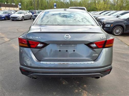 2022 Nissan Altima 2.5 SV
