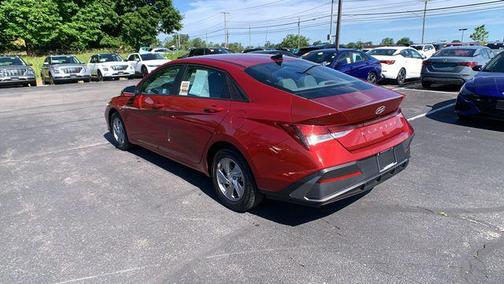 Ultimate Red 2025 Hyundai ELANTRA SE
