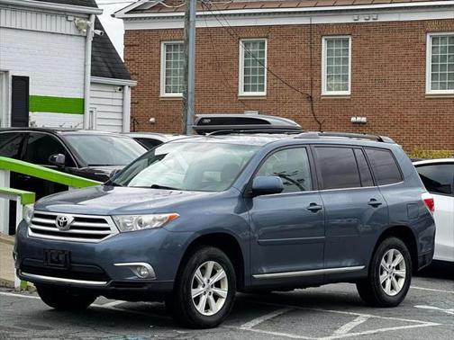 2013 Toyota Highlander SE