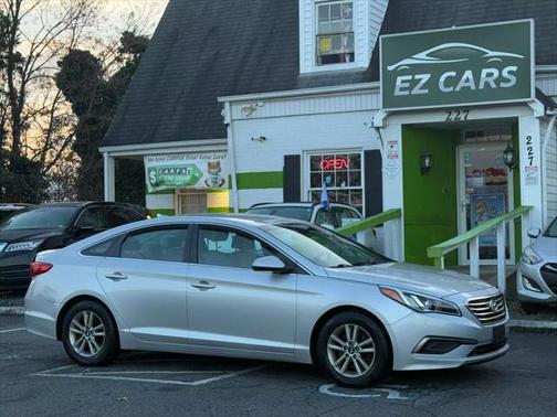 2016 Hyundai SONATA SE