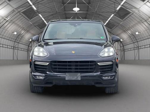 2016 Porsche Cayenne Turbo S